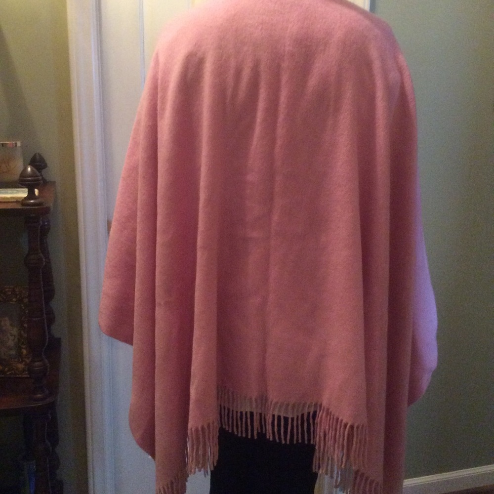 Cashmere wrap
